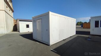 Kancelářský / obytný kontejner / 6x3m / předsínka - 2