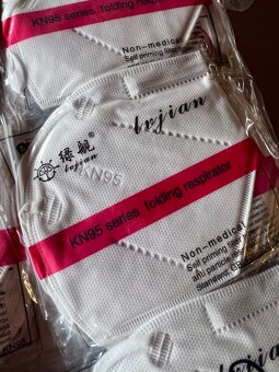 R.e.s.p.i.r.á.t.o.r.y. / 5.000Ks - 2