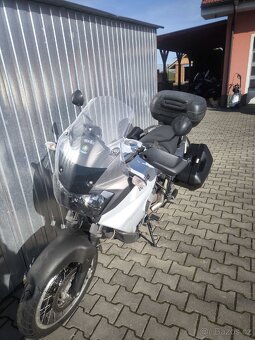 Aprilia Caponord 1000 - 2