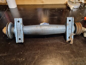 Hřídel k okružní pile - 2