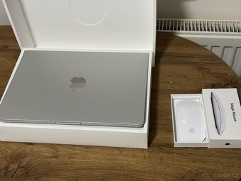 notebook apple MacBook Air, 13,6 palcu, M3, 2024, novy - 2