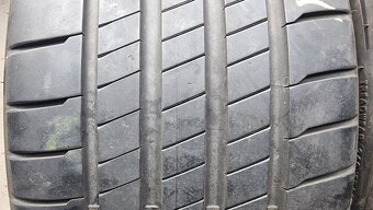 Letní pneu 235/35/19 Bridgestone - 2