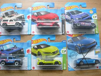 AUTÍČKA HOT WHEELS - 2
