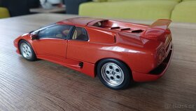 Lamborghini Diablo - 1:18 Autoart - 2