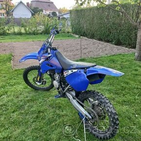 Yamaha yz 125 (válec athena 144cm3) - 2