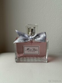 Miss Dior Eau De Parfum 100ml - 2