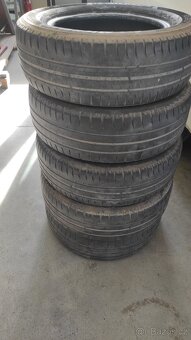 Pneu Michelin 195/65 R15 - 2