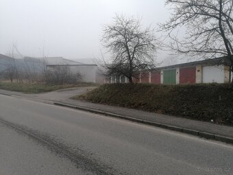Dlouhodobě pronájmu garáž v Písku na Vrcovické - 2