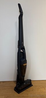 Tyčový vysavač Electrolux Well Q6 - 2