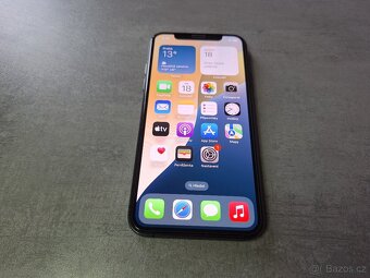 Apple iPhone XS 64GB Black – baterie 100 % - 2
