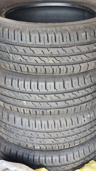 Pneu 185/60 R 15 - 2