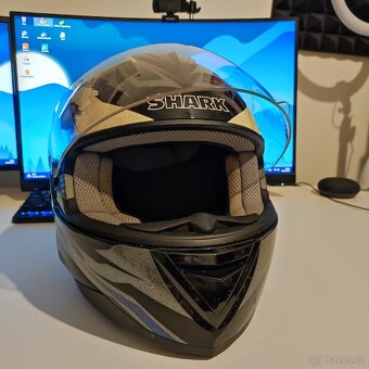 Helma SHARK - 2
