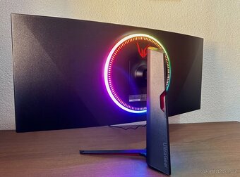Herní monitor LG , 180hz , 1440p - 2