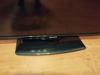 LCD TV Philips - 2