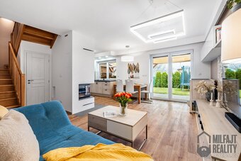 Krajní řadový dům 4+kk, 110 m2 - Kosmonosy - Horní Stakory - 2