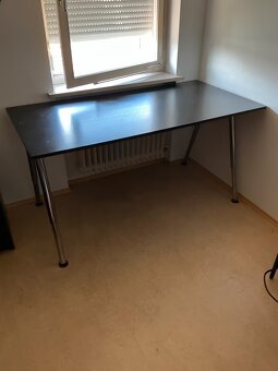 Prodám IKEA stůl s možností nastavení výšky stolu - 2