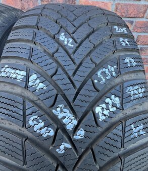 205/55 R17 95V XL zimní pneu Semperit (2724) - 2