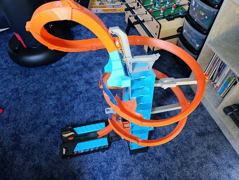Hotwheels dráha - 2