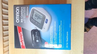 Měřič krevního tlaku Omron M6 Comfort - 2