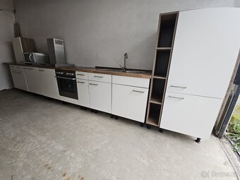 Kompletní kuchyně NOBILIA MAGNOLIA MATT vč. spotřebičů - 2