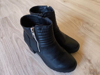 Prodám dámské podzimní boty vel. 37 - 2