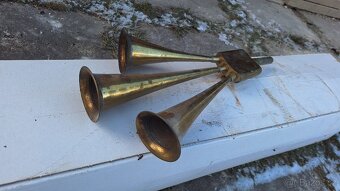 Mosazná trubka, siréna, klakson - 2