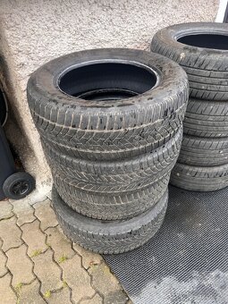 Pneu 215/65 R 16 zimní - 2