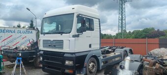 MAN TGA 26.390 6x2 hákový nosič - 2