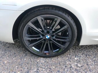 BMW ŘADA 6 330KW - 2