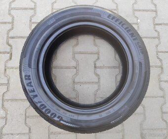 Nové letní pneumatiky Goodyear 215/55/17 - 2