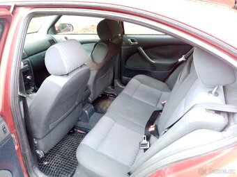 Škoda Octavia 1,6 Liftback - 2