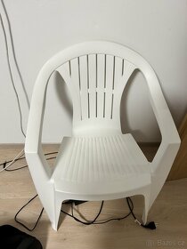 plastové židle vč podsedáků - 2