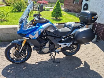 CFMOTO 650MT Premium - 2