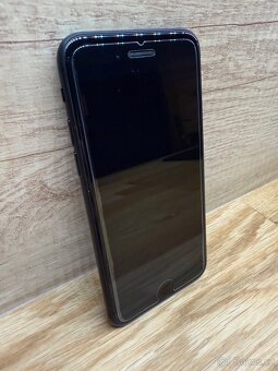 Iphone SE 2020, 256GB, černý - 2
