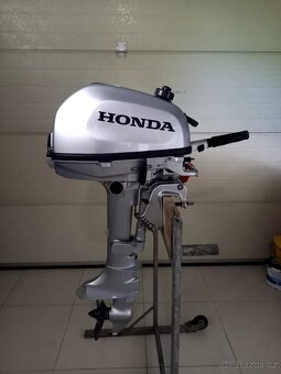 Lodní motor Honda 5hp 4takt - 2
