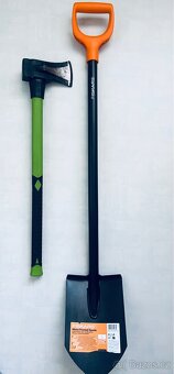 Sekera, Krumpáč a rýč Fiskars - 2