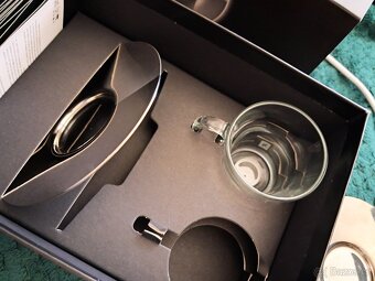 Kávovar Nespresso - 2