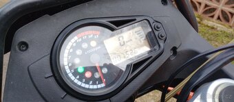 UM DSR Adventure TT 125 - SLEVA - 2