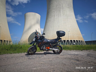 KTM 950 SM - 2