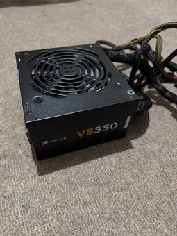 Corsair VS550 (550W) - 2