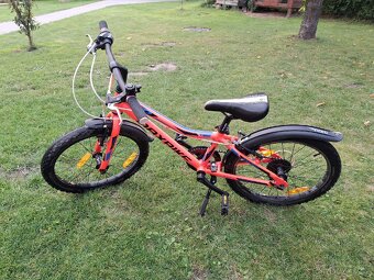 Dívčí kolo zn. Maxbike vel. 20", výrazně růžové - 2