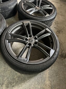 5x112 r19 235/35r19 letní - 2