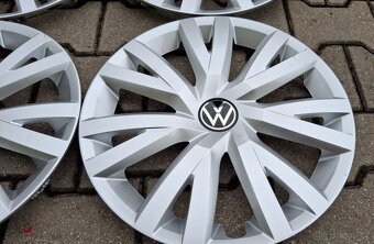 Originální poklice VW R16 - 2