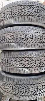 Prodam zimni pneu Hankook 235-45/19 - 2