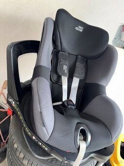 Autosedačka Britax Römer DualFix M i-Size - 2