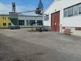 Pronájem  haly pro výrobu a skladování  v Hradci Králové - 2