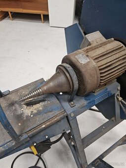 Výceůčelová kotoučová pila kolébková, štípačka ,cilkulárka + - 2