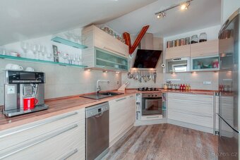 Prostorný a luxusní byt 4+kk 136 m Lexova, Pardubice - Zelen - 2