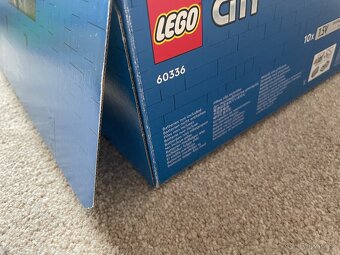 Lego 60336 Nákladní vlak - 2