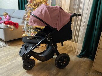 Sportovní kočárek Petite&Mars street air - 2